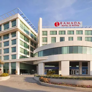 Hotel Ramada & By Wyndham Izmir